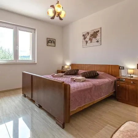 Apartma Rozi كوبر