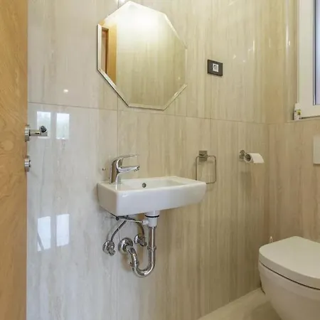 Apartma Rozi Koper